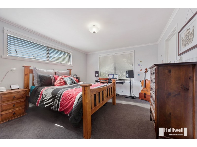 37 Highfield Road, Ambleside TAS 7310