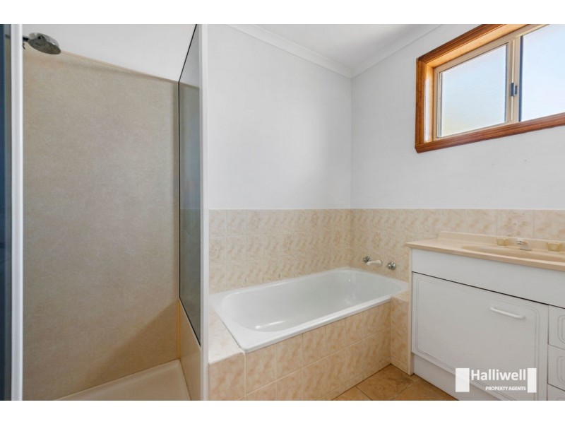 2/72 Quinlan Crescent, Shearwater TAS 7307