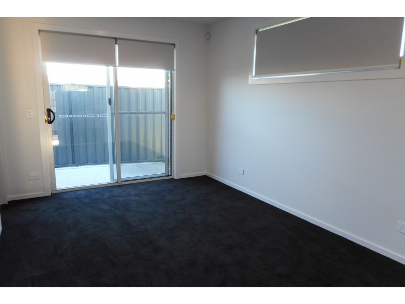 2/15 Tedmon Street, Spreyton TAS 7310