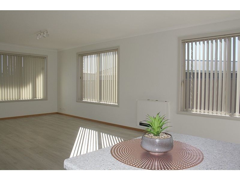 2/99 Alexander Street, Shearwater TAS 7307