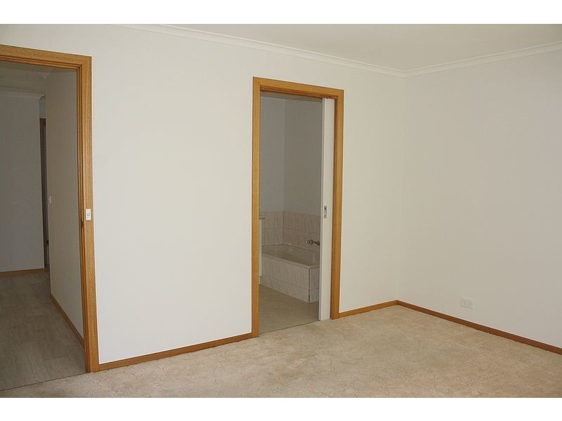 2/99 Alexander Street, Shearwater TAS 7307