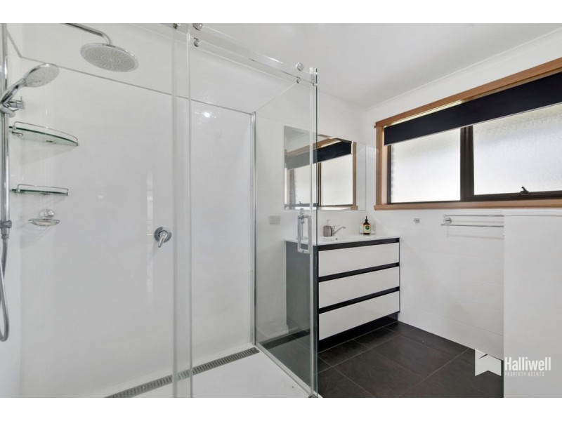 11a Dowbiggin Street, Railton TAS 7305