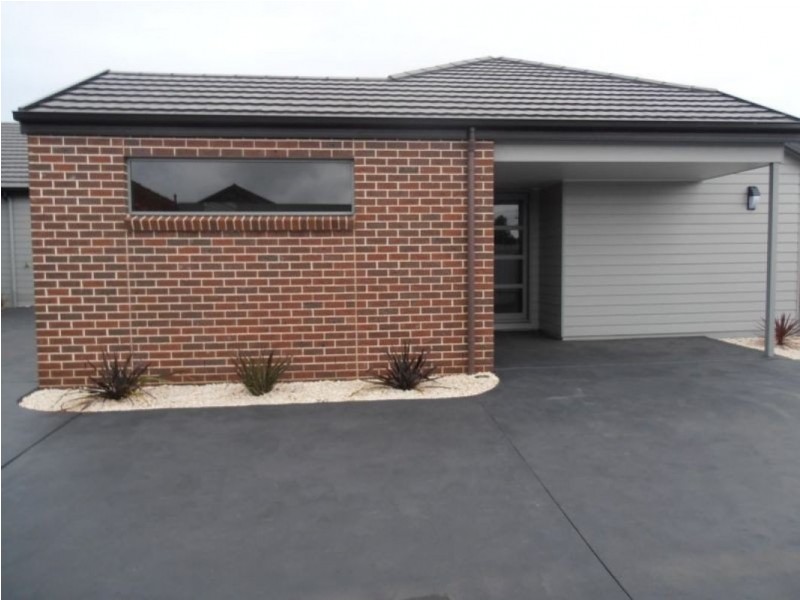 2/104 Alexandra Road, Ulverstone TAS 7315