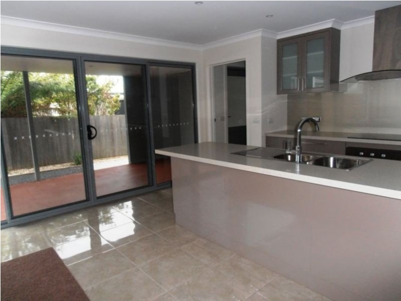 2/104 Alexandra Road, Ulverstone TAS 7315