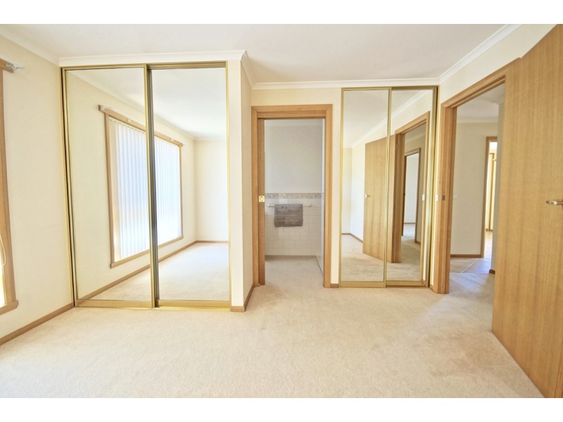 2/33 Arden Avenue, Devonport TAS 7310