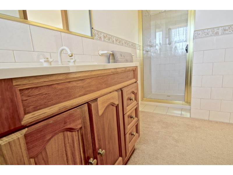 2/33 Arden Avenue, Devonport TAS 7310