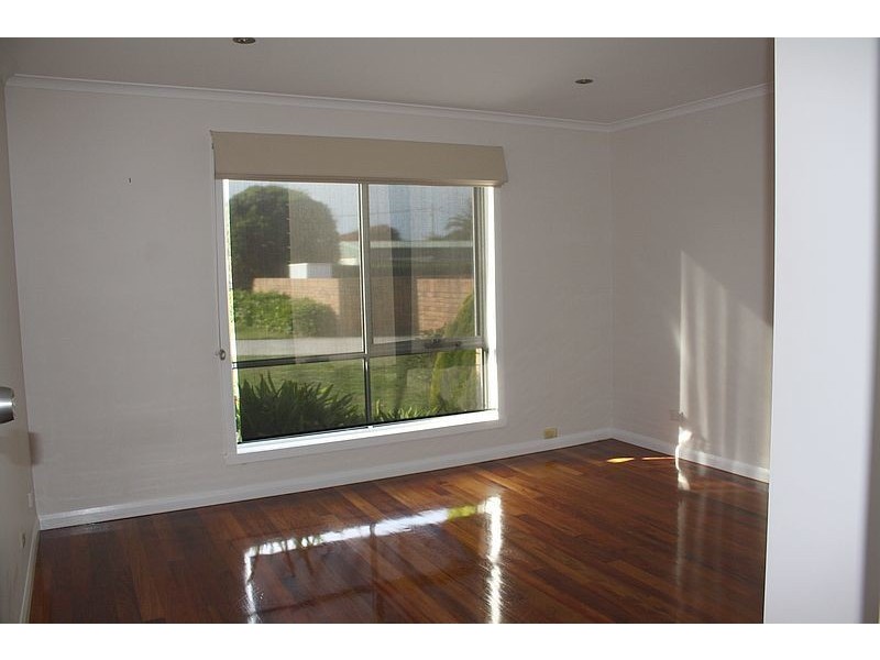 1 St Georges Crescent, Shearwater TAS 7307