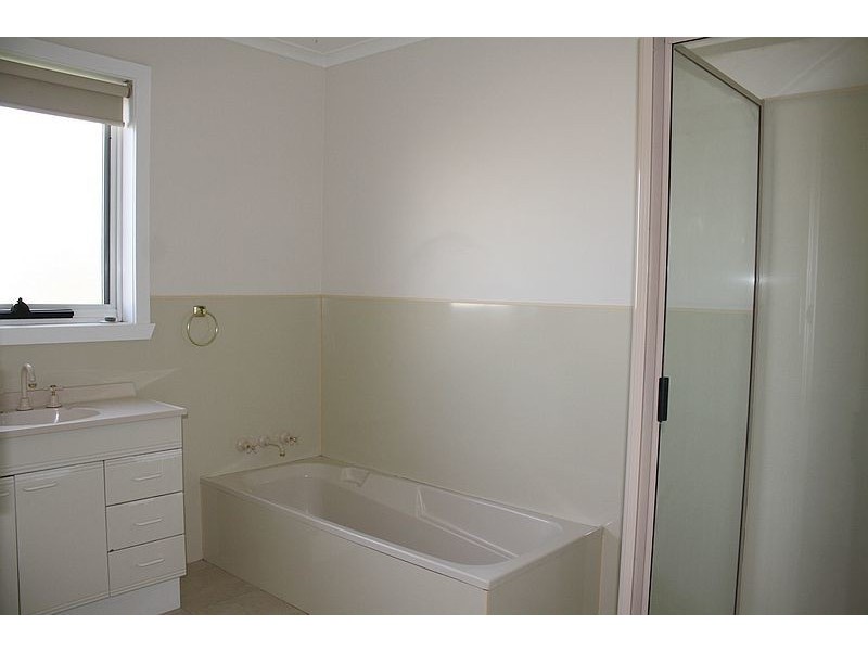 1 St Georges Crescent, Shearwater TAS 7307