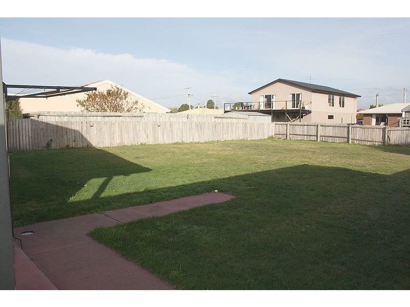 1 St Georges Crescent, Shearwater TAS 7307