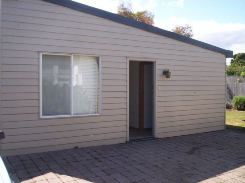 2/35 Hiller Street, Devonport TAS 7310