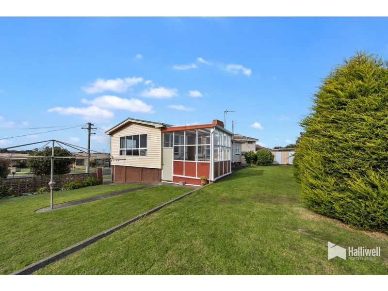 17 The Lee, Devonport TAS 7310