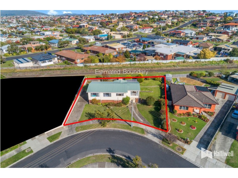17 The Lee, Devonport TAS 7310