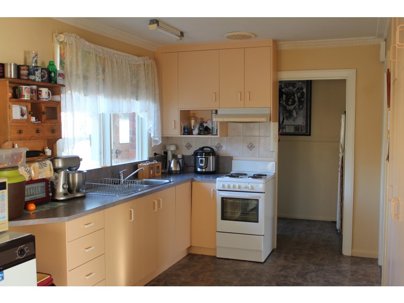 147 Upper George Street, Devonport TAS 7310