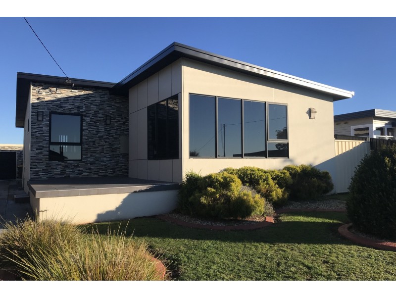 195 Best Street, Devonport TAS 7310