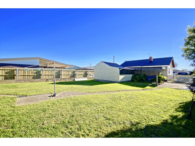 93 George Street, Devonport TAS 7310