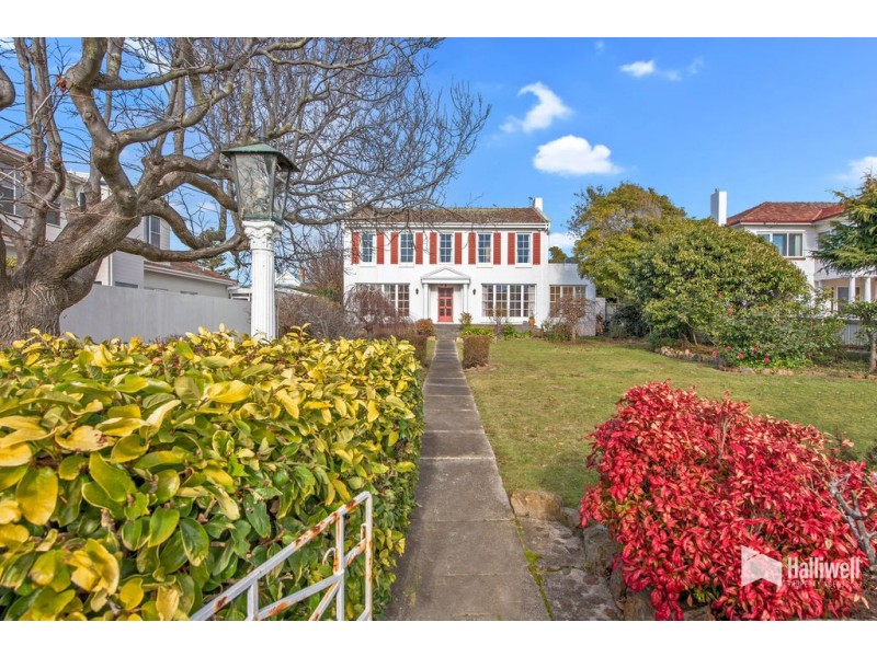 5 Gloucester Avenue, Devonport TAS 7310