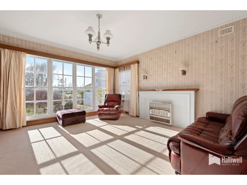 5 Gloucester Avenue, Devonport TAS 7310