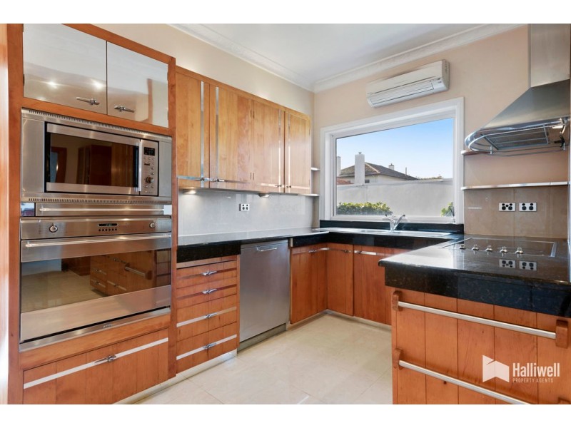5 Gloucester Avenue, Devonport TAS 7310