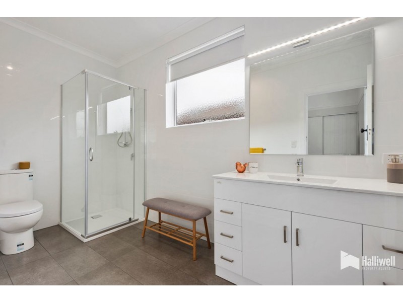 72 Gunn Street, Devonport TAS 7310