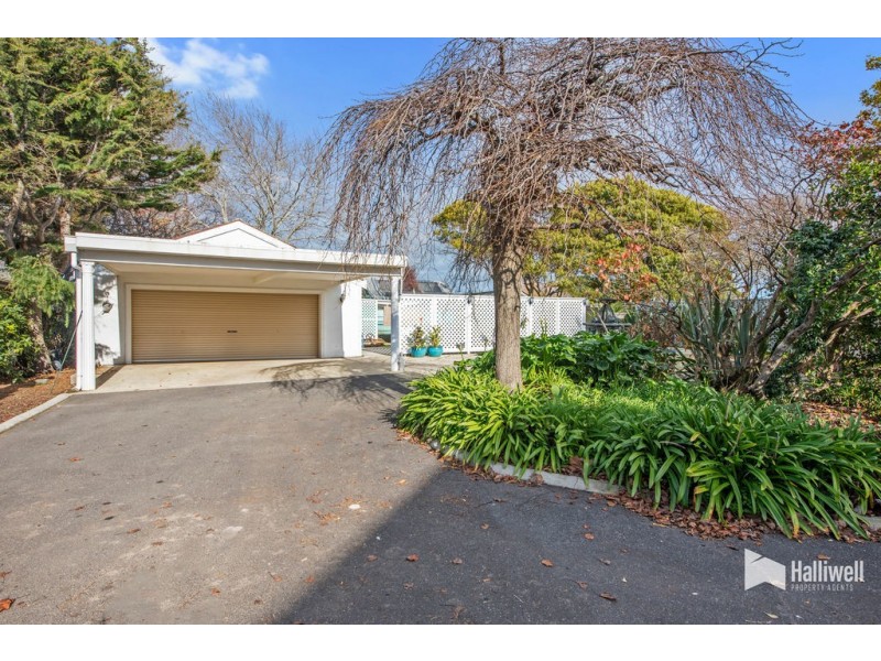 5 Gloucester Avenue, Devonport TAS 7310