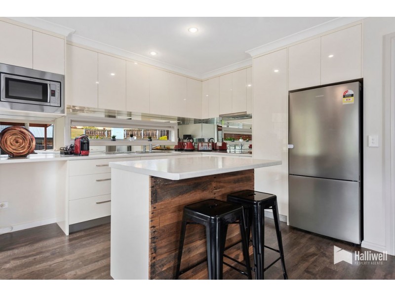 12 Valkyrie Close, Devonport TAS 7310