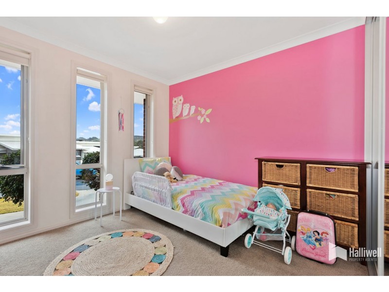 12 Valkyrie Close, Devonport TAS 7310