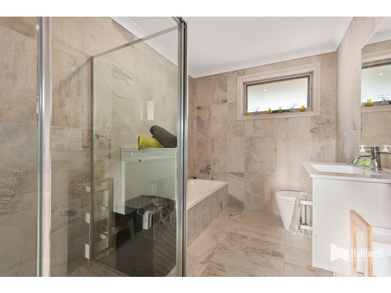 12 Valkyrie Close, Devonport TAS 7310