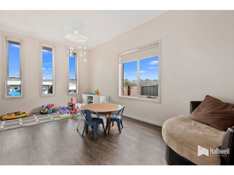 12 Valkyrie Close, Devonport TAS 7310