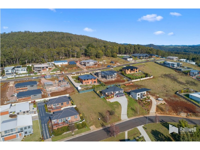 15 McCall Terrace, Stony Rise TAS 7310