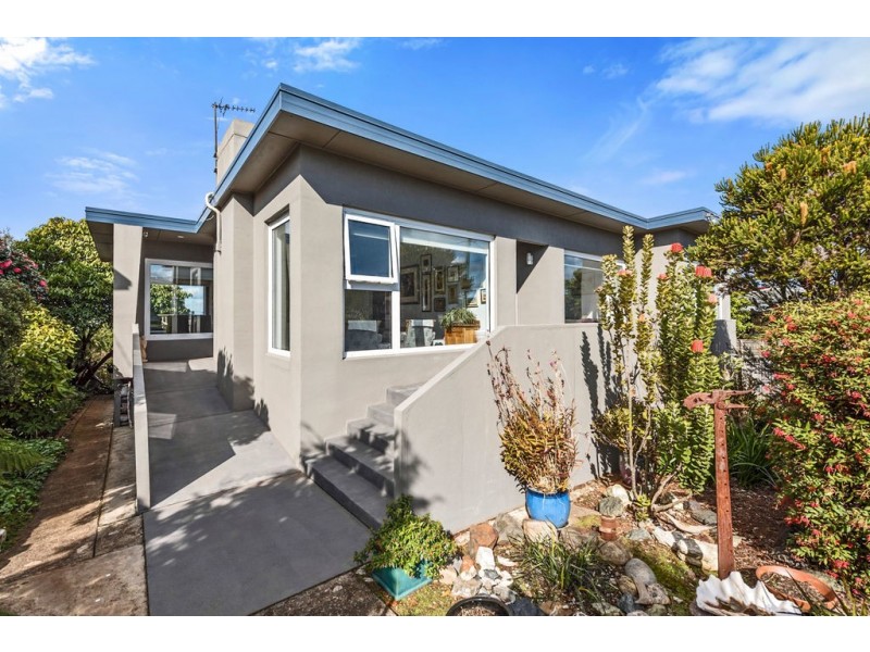 9 Warruga Place, Devonport TAS 7310