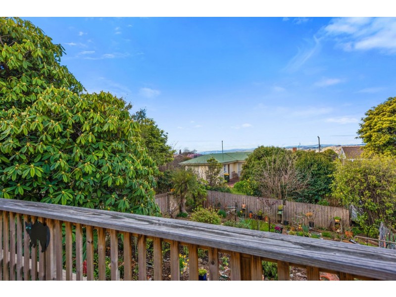 9 Warruga Place, Devonport TAS 7310