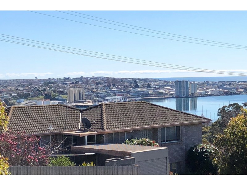 11-13 Cameray Street, East Devonport TAS 7310
