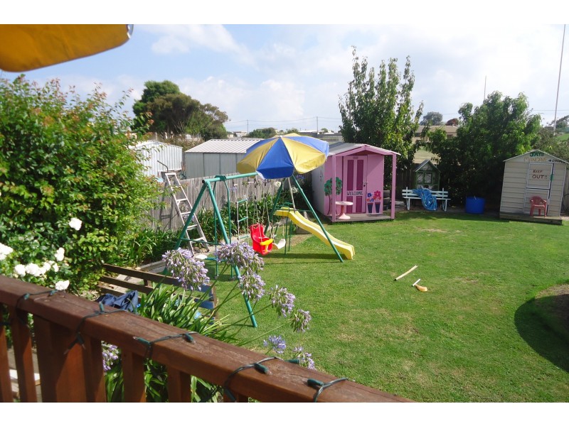16 Tingha Way, West Ulverstone TAS 7315