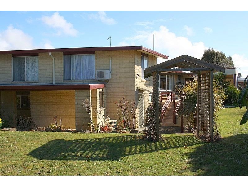 13 Mungala Crescent, Miandetta TAS 7310