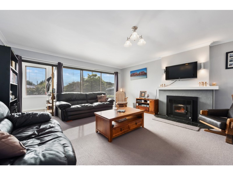 16 Smith Street, Ulverstone TAS 7315
