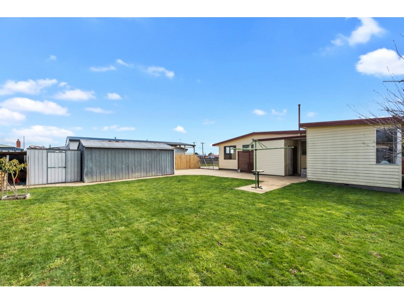 16 Smith Street, Ulverstone TAS 7315