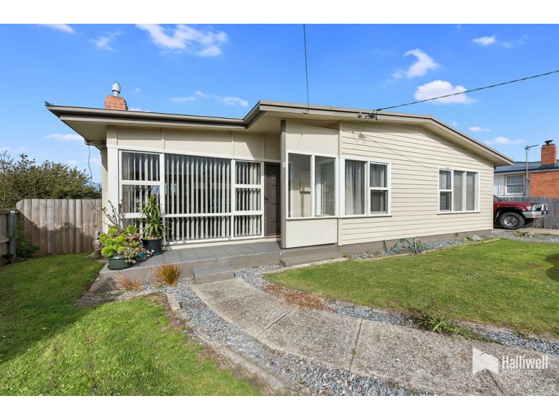 8 Soutar Street, Devonport TAS 7310