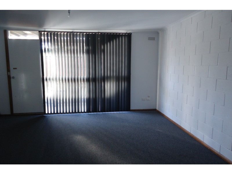 2/32 Victoria Parade, Devonport TAS 7310