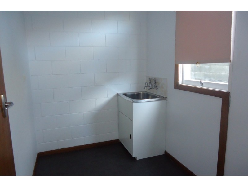 2/32 Victoria Parade, Devonport TAS 7310