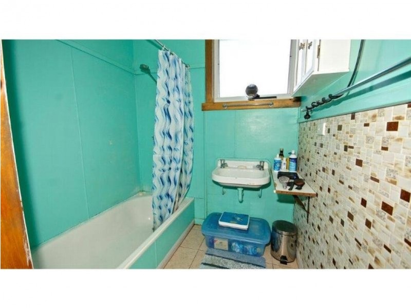 12 Waniora Street, Devonport TAS 7310