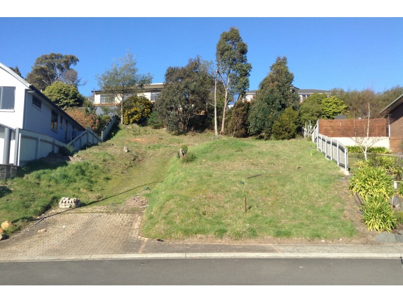 4 Tatiana Close, Devonport TAS 7310