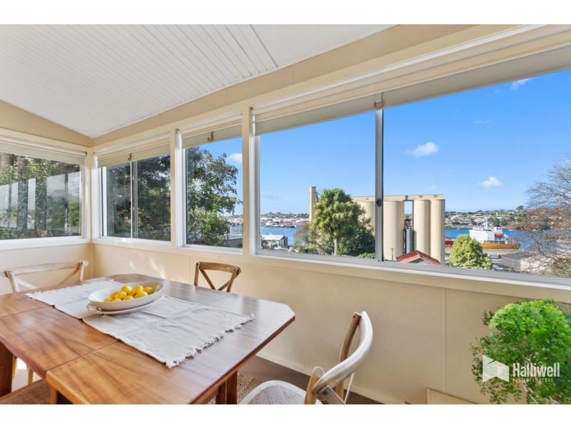 57 Wenvoe Street, Devonport TAS 7310