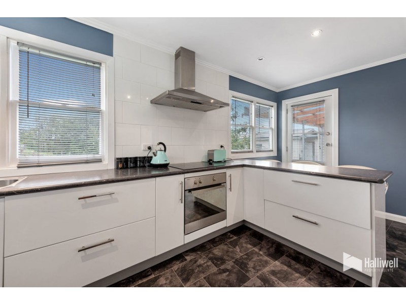 11 Payton Place, Devonport TAS 7310