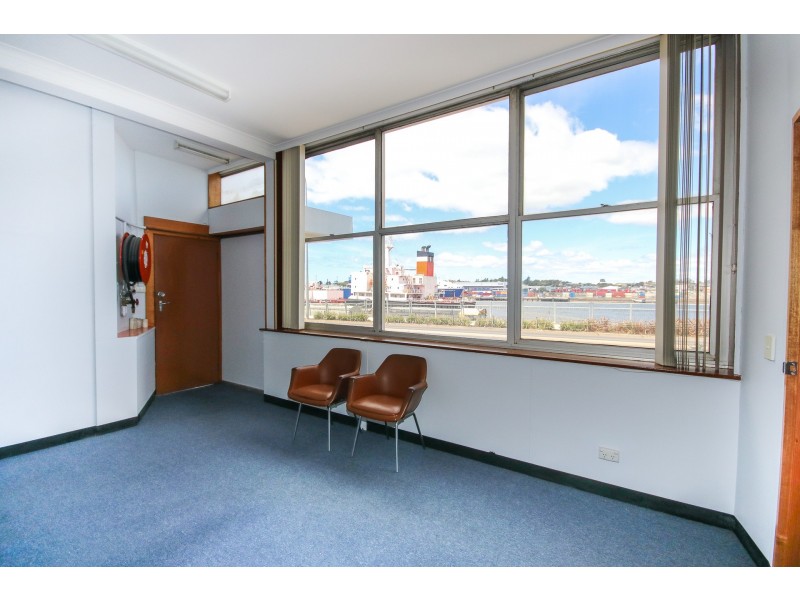 44 Formby Road, Devonport TAS 7310