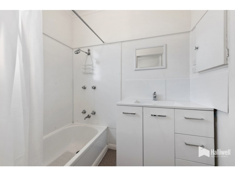 8 Harvil Way, Devonport TAS 7310