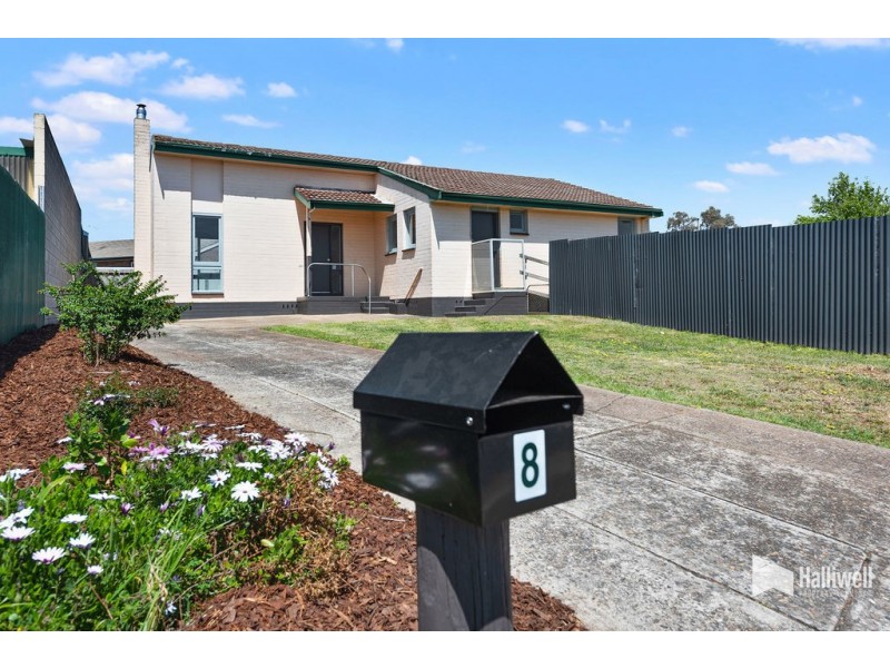 8 Harvil Way, Devonport TAS 7310