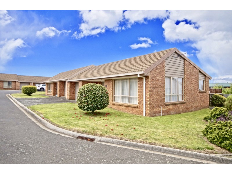 3/26 Charles Street, Devonport TAS 7310