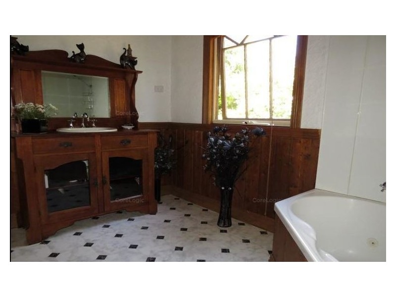 97 Main Street, Sheffield TAS 7306