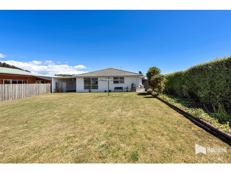 1 Harding Drive, Turners Beach TAS 7315