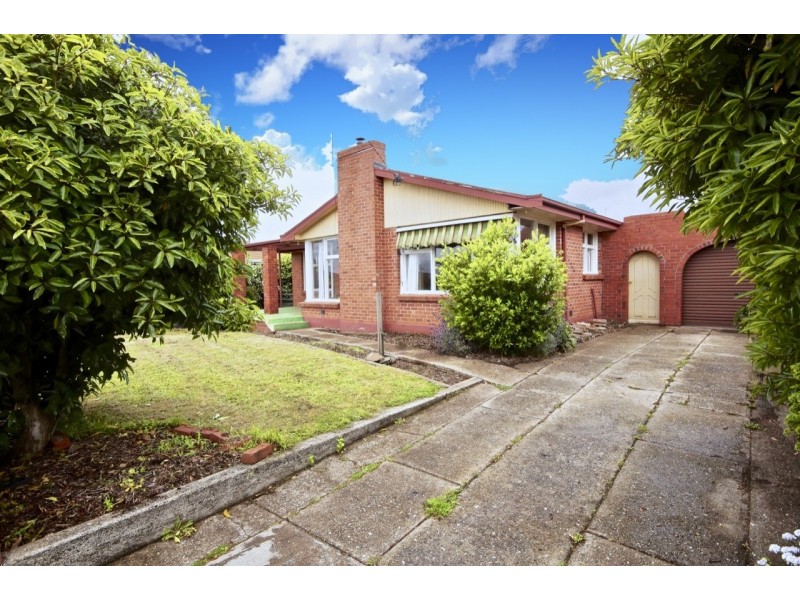 15 Willow Avenue, Devonport TAS 7310